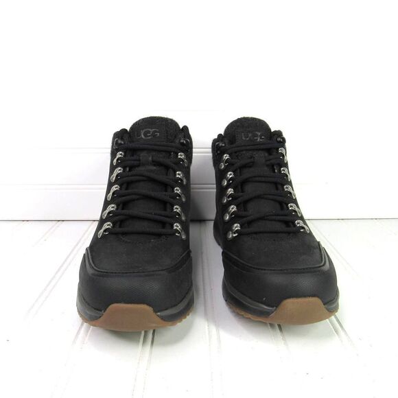 Ugg Olivert Waterproof Men\'s Hiking Boots SZ 7